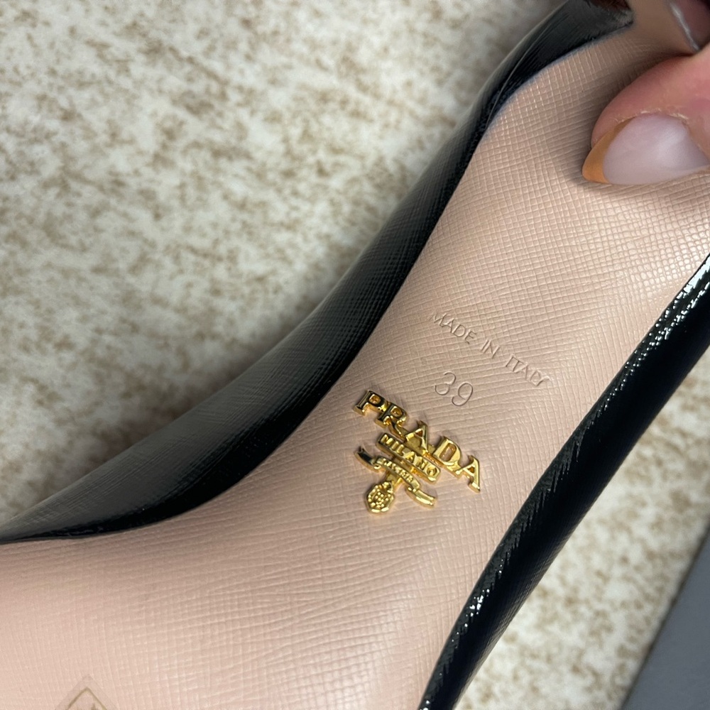 ✨PRADA Heels✨ - Picture 6 of 10